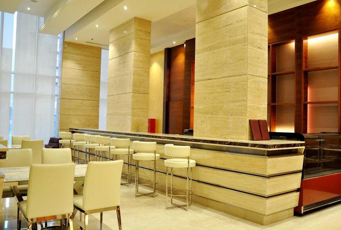 54200476 - Property Image 3