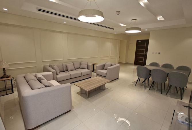 1002811 - Property Image 2