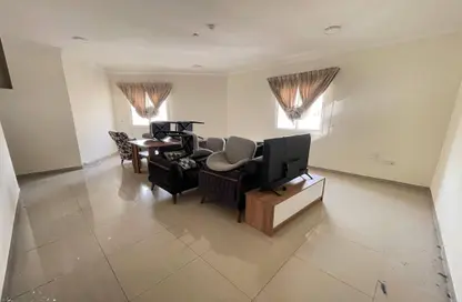 Apartment - 3 Bedrooms - 2 Bathrooms for rent in Musheireb Apartments - Musheireb - Doha