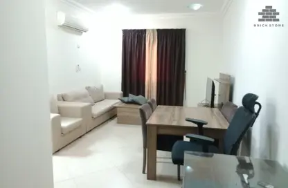 شقة - غرفة نوم - 1 حمام للايجار في ام غوالينا تجارية - ام غويلينا - أم غويلينا - الدوحة