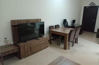 Apartment - 1 Bedroom - 1 Bathroom for rent in Umm Ghwailina Comm - Umm Ghuwalina - Umm Ghuwailina - Doha