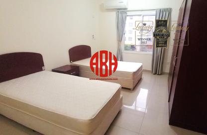 Apartment - 3 Bedrooms - 3 Bathrooms for rent in Al Zubair Bakkar Street - Al Sadd - Doha