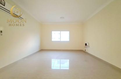 Apartment - 2 Bedrooms - 2 Bathrooms for rent in Al Mansoura - Al Mansoura - Doha