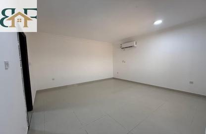 Apartment - Studio - 1 Bathroom for rent in Al Nasr Street - Al Nasr - Doha Apartment - Studio - 1 Bathroom for rent in Al Nasr Street - Al Nasr - Doha