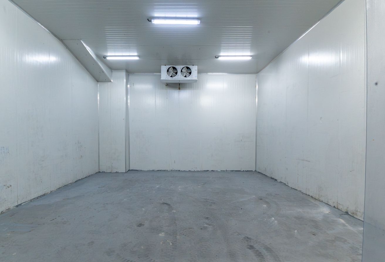 3 Cold Storage Rooms – Ideal for Perishables