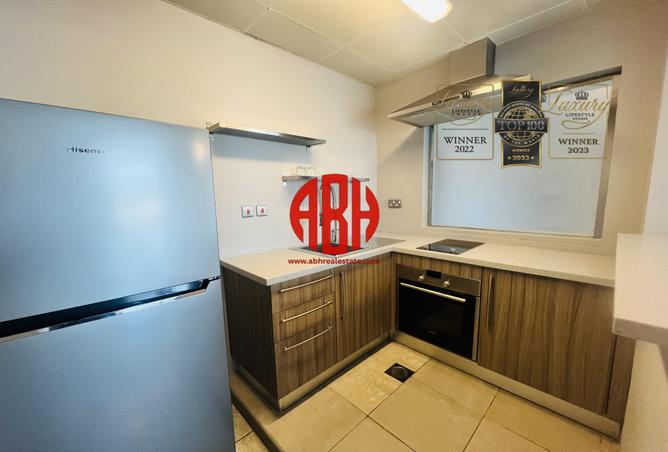 52270804 - Property Image 3