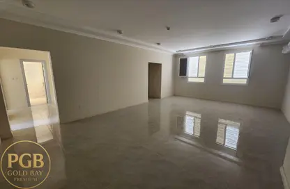 Apartment - 3 Bedrooms - 3 Bathrooms for rent in Fereej Kulaib - Doha