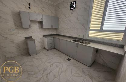 Apartment - 3 Bedrooms - 3 Bathrooms for rent in Fereej Kulaib - Doha