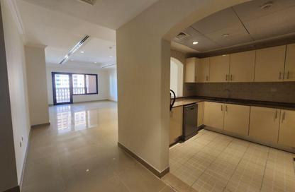 Apartment - 2 Bedrooms - 2 Bathrooms for rent in East Porto Drive - Porto Arabia - The Pearl Island - Doha