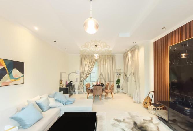 962866 - Property Image 2