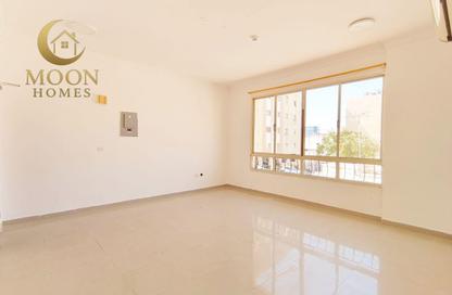 Apartment - 1 Bedroom - 1 Bathroom for rent in Umm Ghuwalina - Umm Ghuwailina - Doha Apartment - 1 Bedroom - 1 Bathroom for rent in Umm Ghuwalina - Umm Ghuwailina - Doha