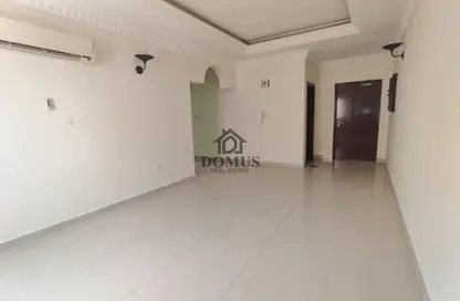 Apartment - 2 Bedrooms - 2 Bathrooms for rent in Thabit Bin Zaid Street - Al Mansoura - Doha
