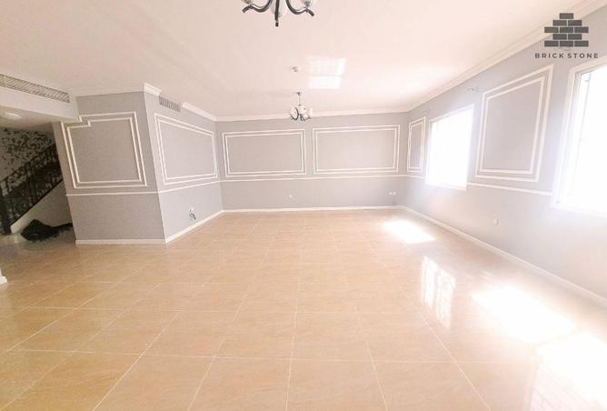 60892745 - Property Image 2