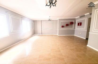 Duplex - 3 Bedrooms - 3 Bathrooms for rent in Al Sadd Road - Al Sadd - Doha