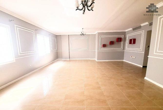 60892745 - Property Main Image