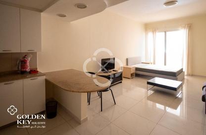 Apartment - Studio - 1 for rent in Viva East - Viva Bahriyah - The Pearl Island - Doha
