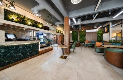 Shop - Studio - 2 Bathrooms for sale in Al Nasr Street - Al Nasr - Doha