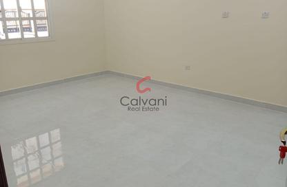 Apartment - 2 Bedrooms - 2 Bathrooms for rent in Al Mansoura - Al Mansoura - Doha