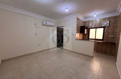 Apartment - Studio - 1 Bathroom for rent in Old Airport Road - Old Airport Road - Doha Apartment - Studio - 1 Bathroom for rent in Old Airport Road - Old Airport Road - Doha