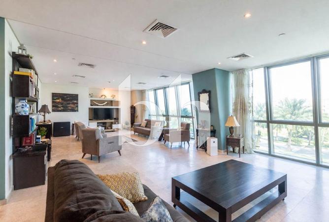 54493282 - Property Main Image