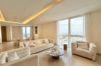 Apartment - 2 Bedrooms - 4 Bathrooms for rent in Floresta Gardens - Floresta Gardens - The Pearl Island - Doha