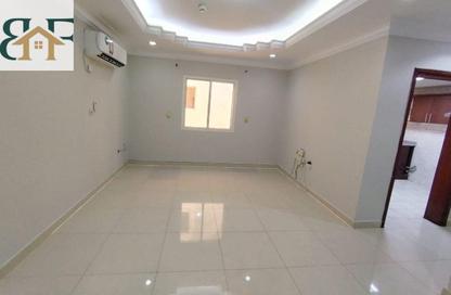 Apartment - 2 Bedrooms - 2 Bathrooms for rent in Al Sadd - Doha