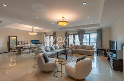 Apartment - 2 Bedrooms - 3 Bathrooms for sale in East Porto Drive - Porto Arabia - The Pearl Island - Doha
