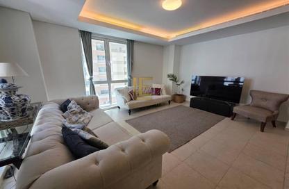 Apartment - 1 Bedroom - 2 Bathrooms for rent in Viva West - Viva Bahriyah - The Pearl Island - Doha