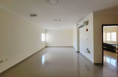 Apartment - 2 Bedrooms - 2 Bathrooms for rent in Al Tabari Street - Fereej Bin Omran - Doha