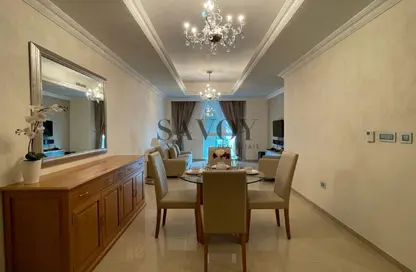 Apartment - 1 Bedroom - 2 Bathrooms for rent in The Pearl Island - Doha