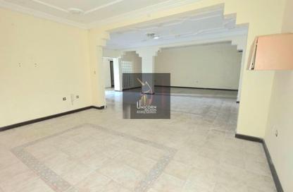 Villa - Studio - 4 Bathrooms for rent in New Salata - Salata - Doha