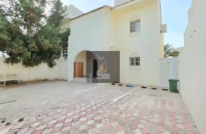 Villa - Studio - 4 Bathrooms for rent in New Salata - Salata - Doha