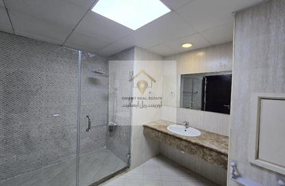 Apartment - 1 Bedroom - 2 Bathrooms for rent in West Porto Drive - Porto Arabia - The Pearl Island - Doha