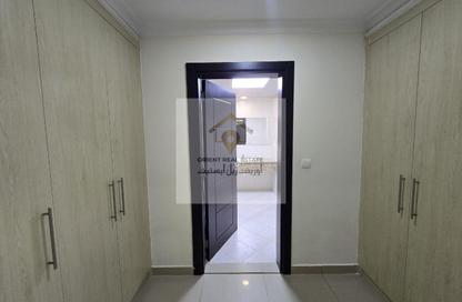Apartment - 1 Bedroom - 2 Bathrooms for rent in West Porto Drive - Porto Arabia - The Pearl Island - Doha