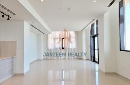 Apartment - 2 Bedrooms - 2 Bathrooms for rent in West Porto Drive - Porto Arabia - The Pearl Island - Doha