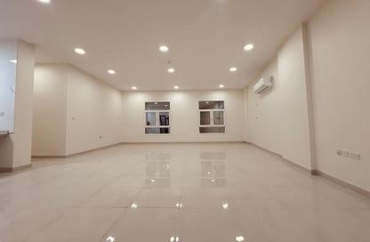 Apartment - 3 Bedrooms - 3 Bathrooms for rent in Al Aziziyah - Doha