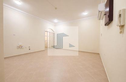 Apartment - 2 Bedrooms - 3 Bathrooms for rent in Tadmur Street - Old Airport Road - Doha Apartment - 2 Bedrooms - 3 Bathrooms for rent in Tadmur Street - Old Airport Road - Doha
