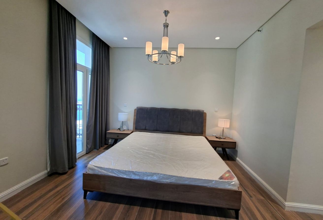 Luxury 2BR + Maid | Full Sea View | High Floor thumbnail 4