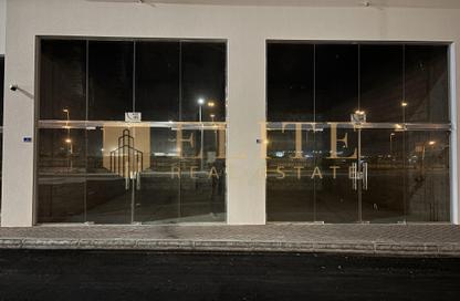 Shop - Studio - 1 Bathroom for rent in Al Thumama - Al Thumama - Doha