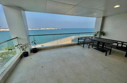 Apartment - 1 Bedroom - 2 Bathrooms for rent in Marina Tower 02 - Marina District - Lusail