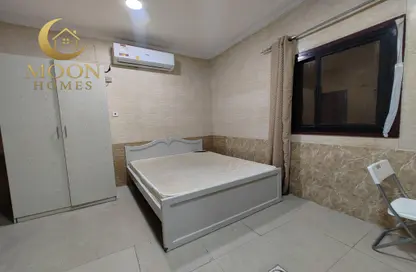 Apartment - Studio - 1 Bathroom for rent in Umm Ghuwailina 4 - Umm Ghuwailina - Doha