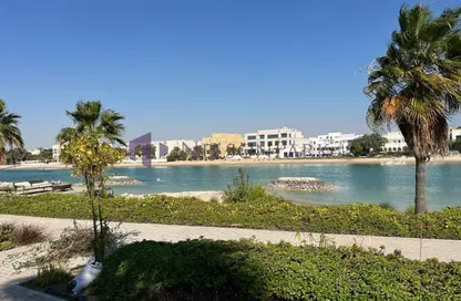 مجمع سكني - 3 غرف نوم - 3 حمامات للايجار في شارع بحيرة الخليج الغربي - بحيرة وست لاجون - الدوحة