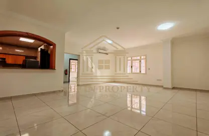 Apartment - 2 Bedrooms - 3 Bathrooms for rent in Bu Hamour Street - Abu Hamour - Doha