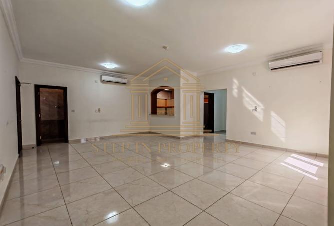 55280289 - Property Image 2