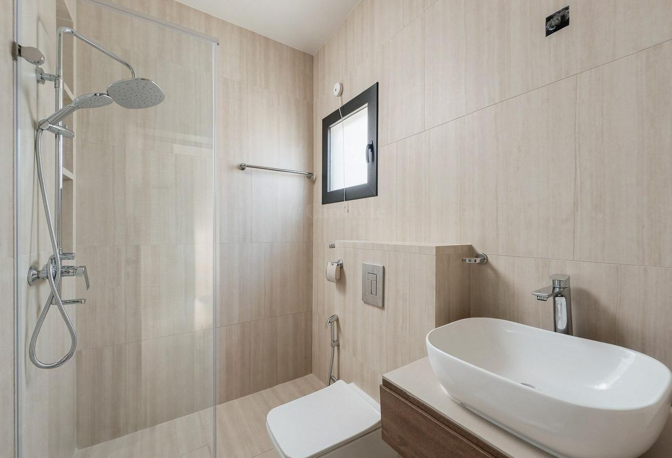 LUXURIOUS 5 BHK VILLA FOR SALE IN IZGHAWA thumbnail 5