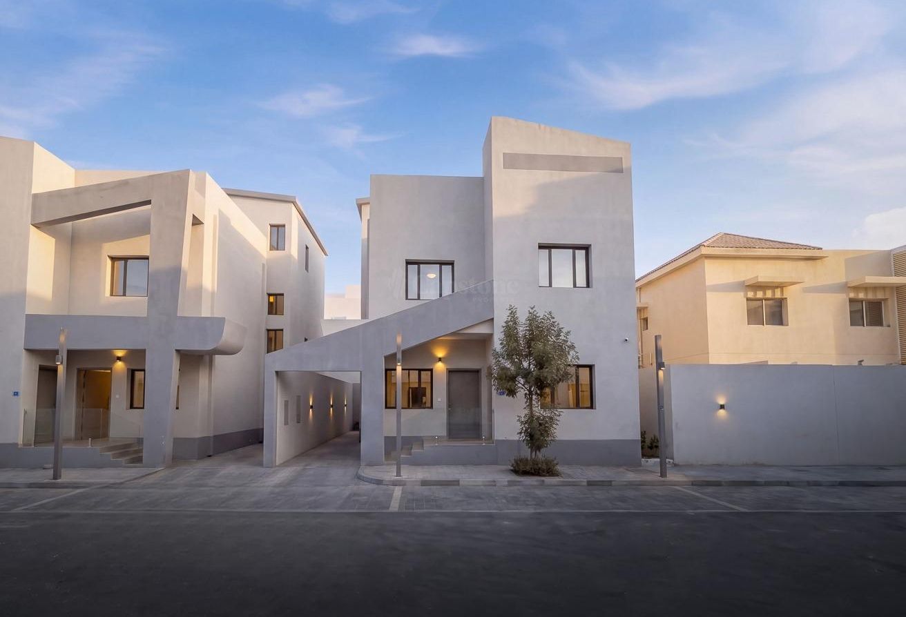 LUXURIOUS 5 BHK VILLA FOR SALE IN IZGHAWA thumbnail 16