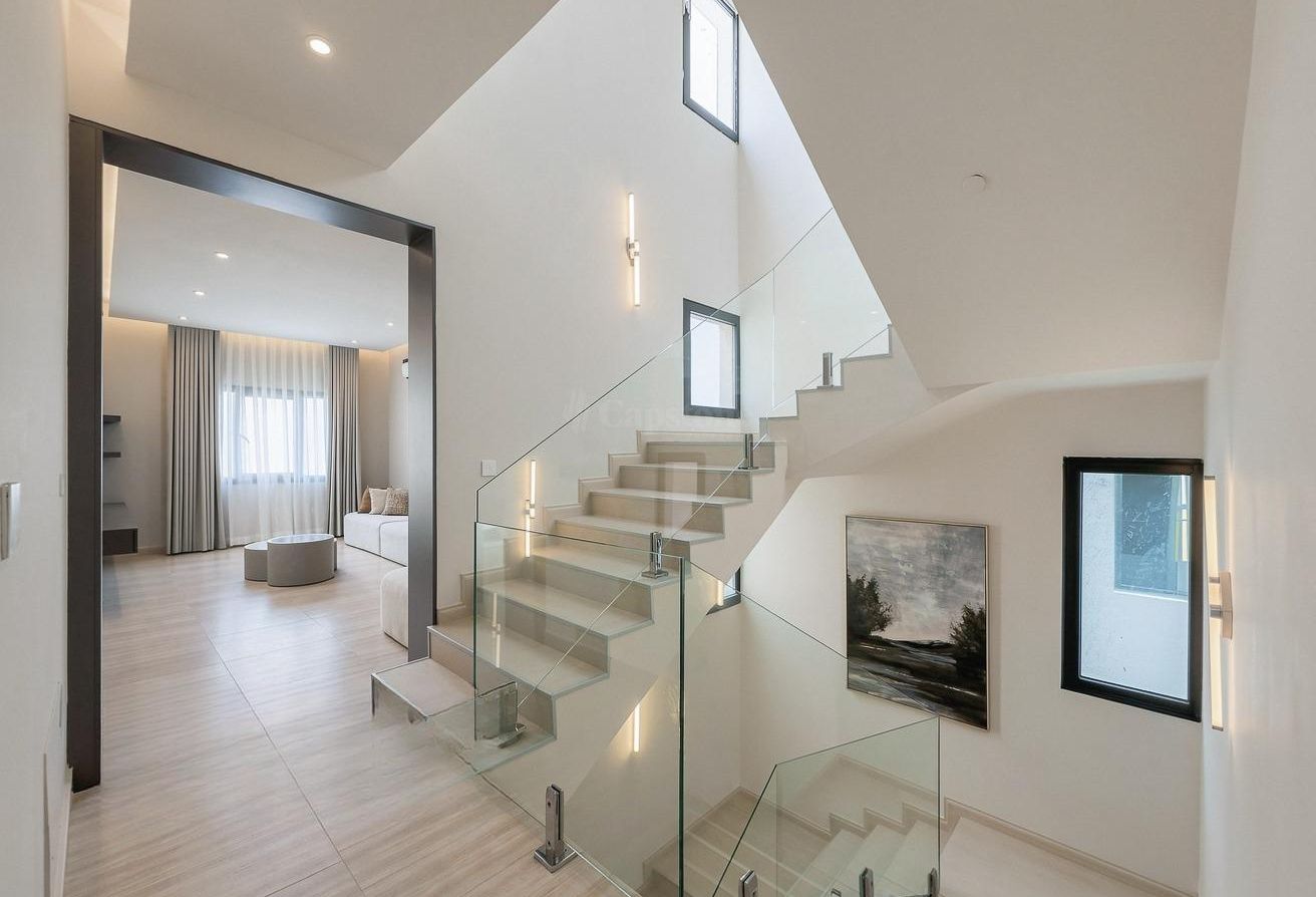 LUXURIOUS 5 BHK VILLA FOR SALE IN IZGHAWA thumbnail 13