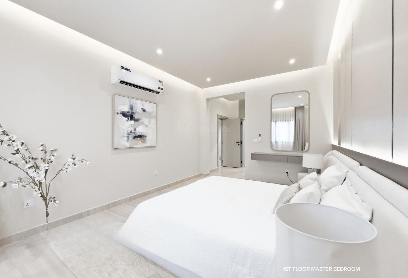 LUXURIOUS 5 BHK VILLA FOR SALE IN IZGHAWA thumbnail 7