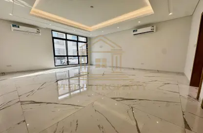 Compound - 5 Bedrooms - 6 Bathrooms for rent in Salwa Road - Al Aziziyah - Doha