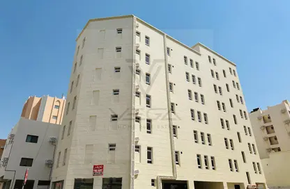 Apartment - 3 Bedrooms - 3 Bathrooms for rent in Umm Ghuwalina - Umm Ghuwailina - Doha